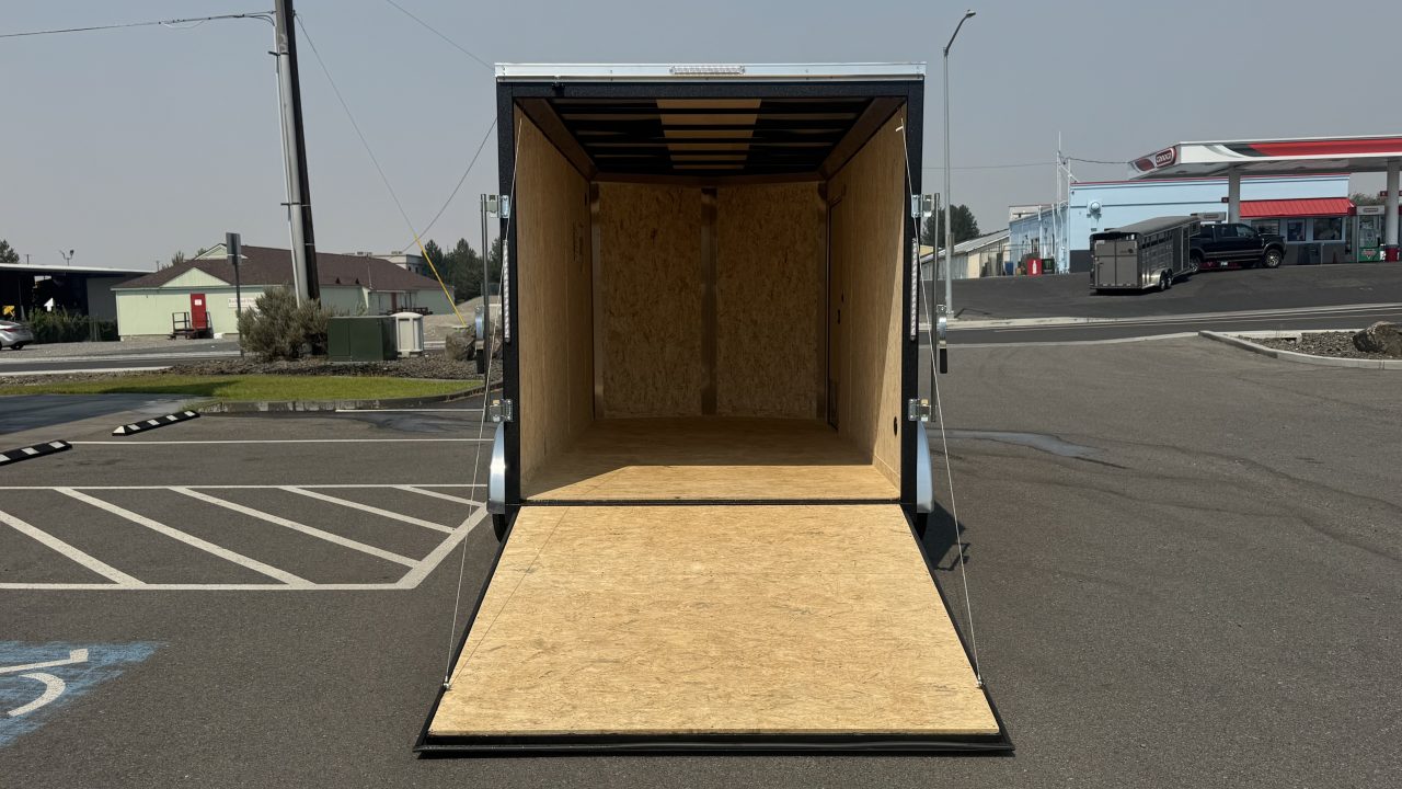 New 2027 Look Trailers 7 x 14 ST DLX Flat Top V-Nose 7K Cargo / Enclosed Trailer