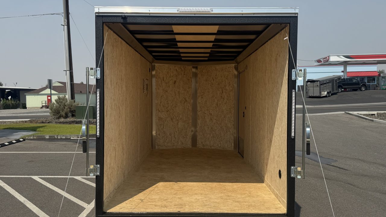 New 2027 Look Trailers 7 x 14 ST DLX Flat Top V-Nose 7K Cargo / Enclosed Trailer
