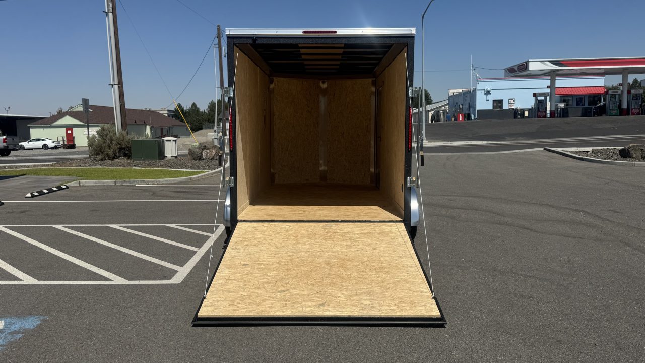 New 2027 Look Trailers 7 x 14 ST DLX Flat Top V-Nose 7K Cargo / Enclosed Trailer