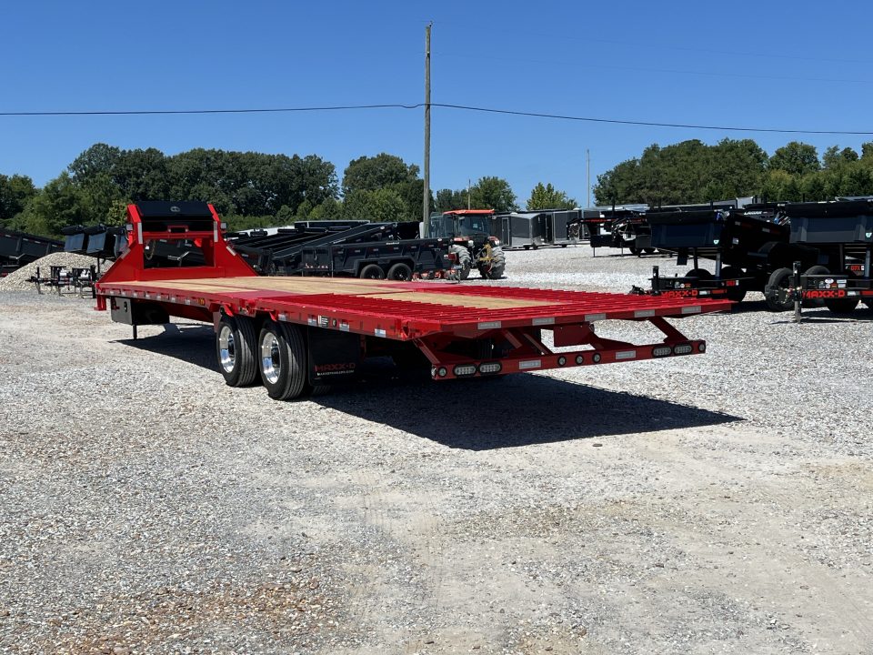 New 2027 MAXXD Hydraulic Dovetail Gooseneck Trailer | 34' x 102' 30K GVWR