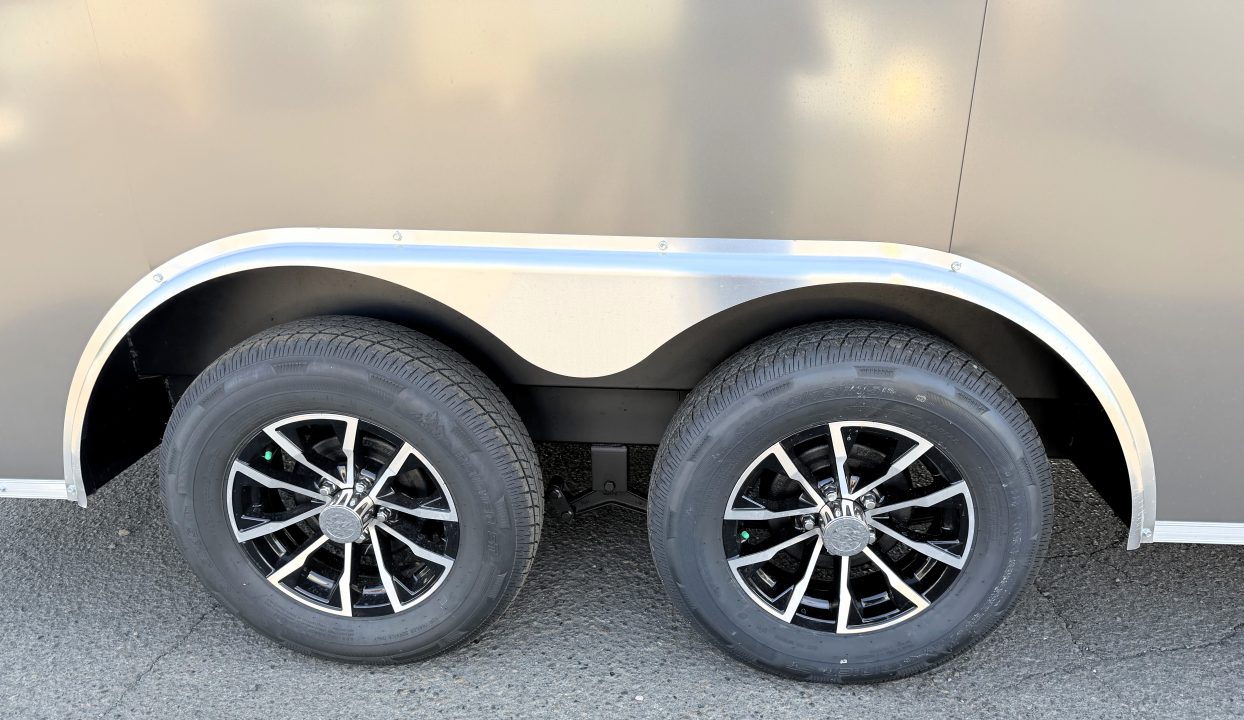 2026 Charcoal Compass DLX/FLAT photo 6