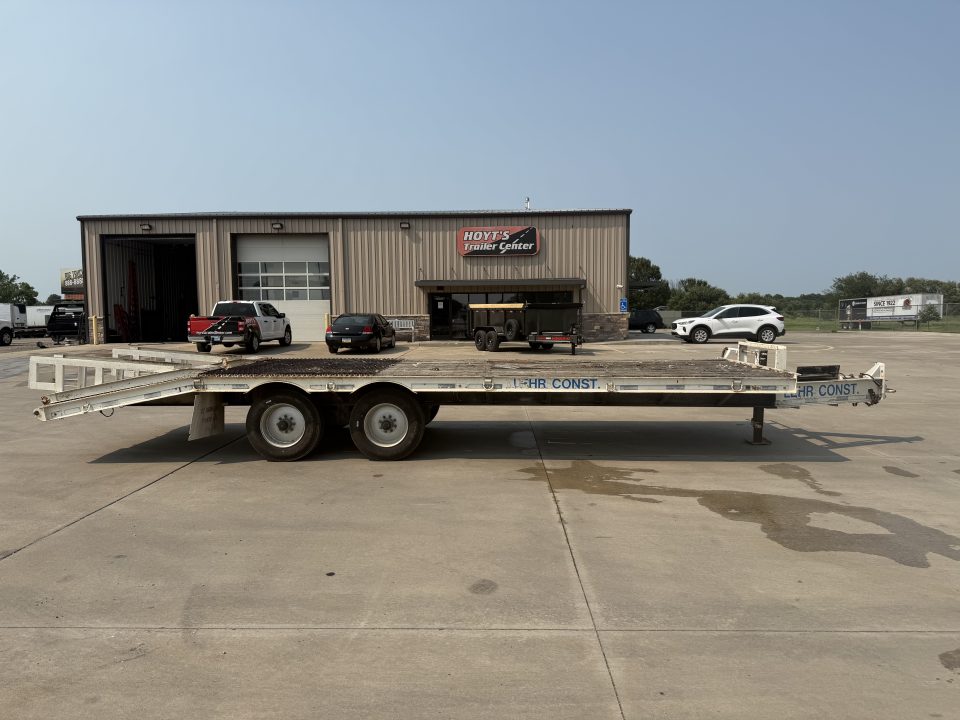 Used 1987 Custom Built 25' Deckover Trailer