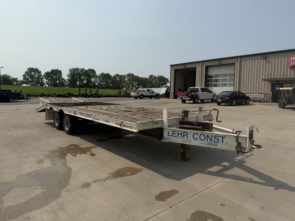 Used 1987 Custom Built 25' Deckover Trailer