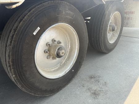 Used 1987 Custom Built 25' Deckover Trailer