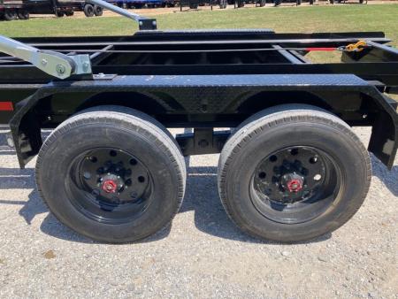 New 2027 MAXX-D 83X16 TANDEM 20K GN ROLL OFF W/ 22K WINCH, HYDROJACKS, POWER TARP & WIRELESS REMOTE Roll Off