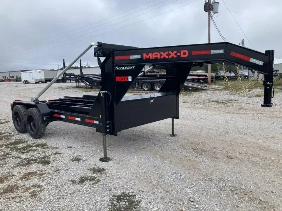 New 2026 MAXX-D 83X14 TANDEM 18K GN ROLL OFF W/ HYDROJACKS, 22K WINCH, POWER TRAP & WIRELESS REMOTE