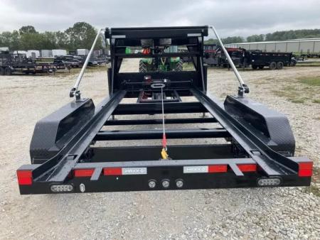 New 2026 MAXX-D 83X14 TANDEM 18K GN ROLL OFF W/ HYDROJACKS, 22K WINCH, POWER TRAP & WIRELESS REMOTE