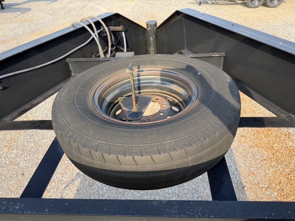 Used 2020 Load Trail 83"X20' 14K GVWR Gooseneck Equipment Trailer