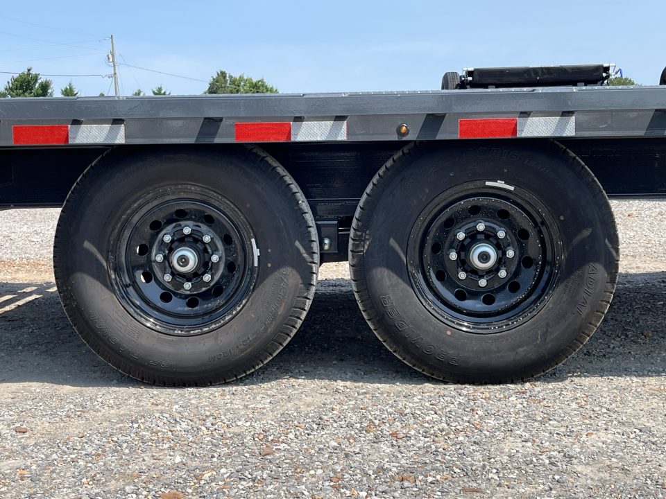 New 2027 Lamar 102" x 24' 14k Flatbed Trailer