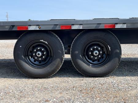 New 2027 Lamar Gooseneck Deckover Tilt | 102" x 24' 14K GVWR