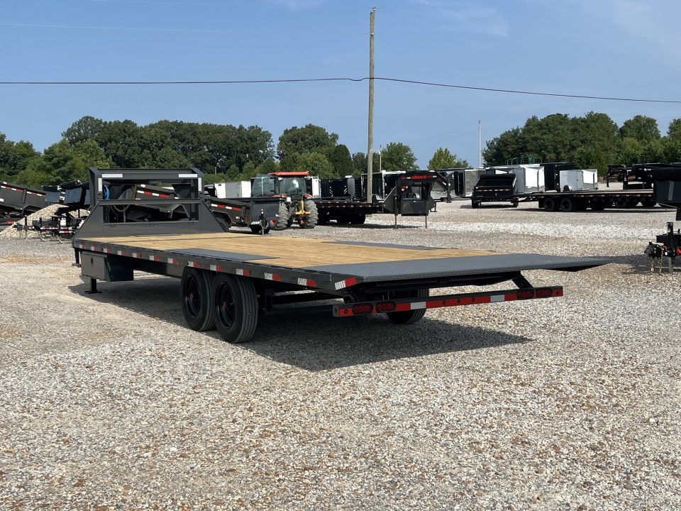 New 2027 Lamar Gooseneck Deckover Tilt | 102" x 26' 16K GVWR