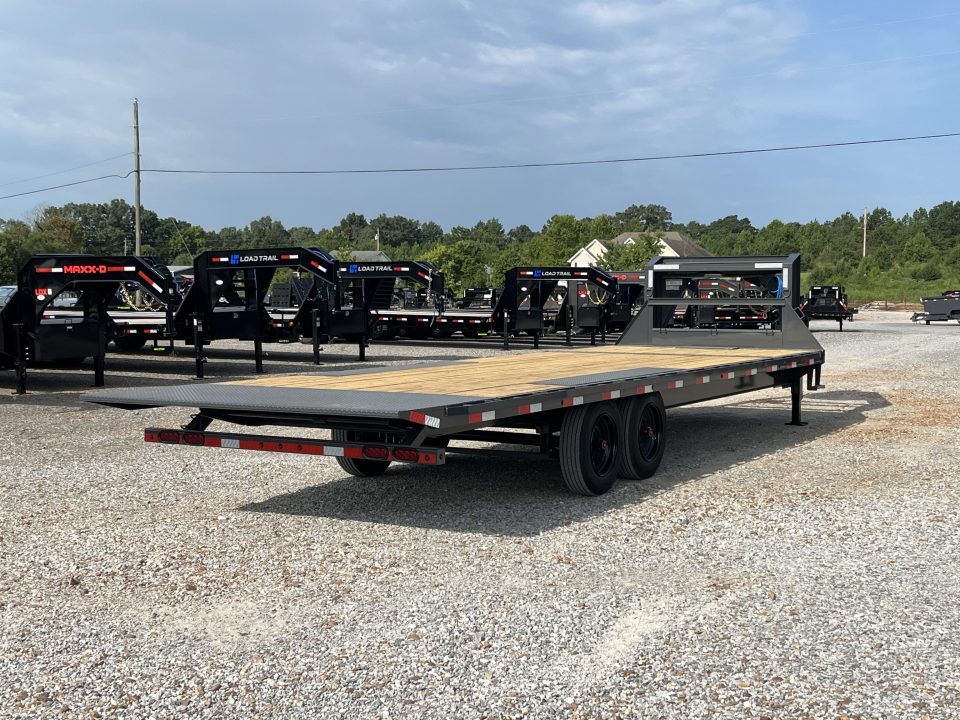 New 2027 Lamar Gooseneck Deckover Tilt | 102" x 26' 16K GVWR