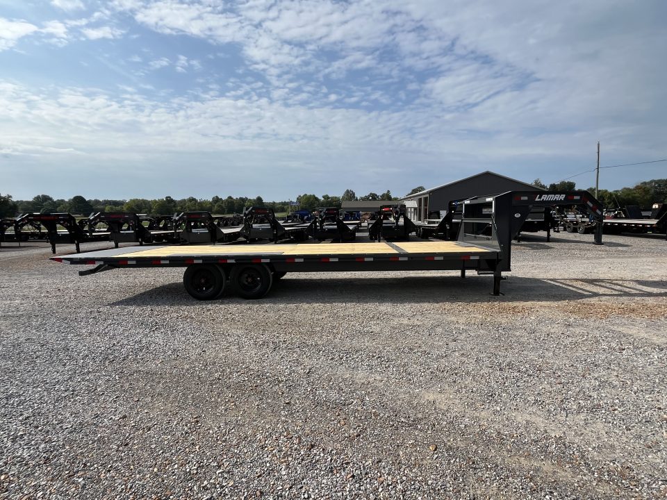 New 2027 Lamar Gooseneck Deckover Tilt | 102" x 26' 16K GVWR