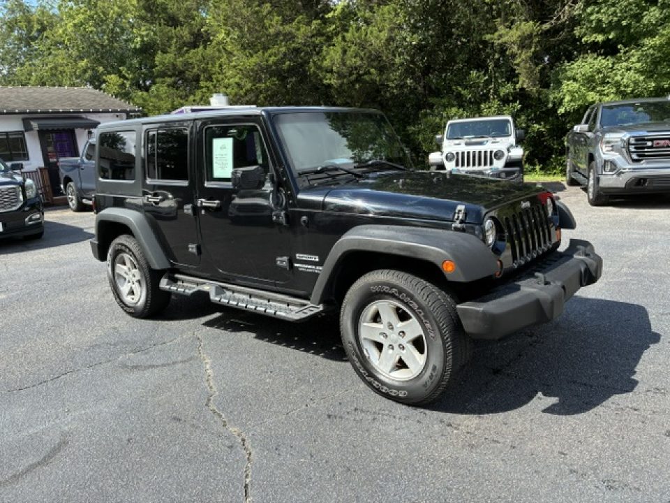 Used 2013 Jeep Wrangler Unlimited Sport SUV