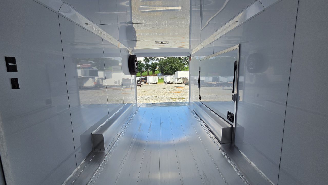 New 2026 Featherlite Trailers 4410 8.5X24TA Car / Racing Trailer