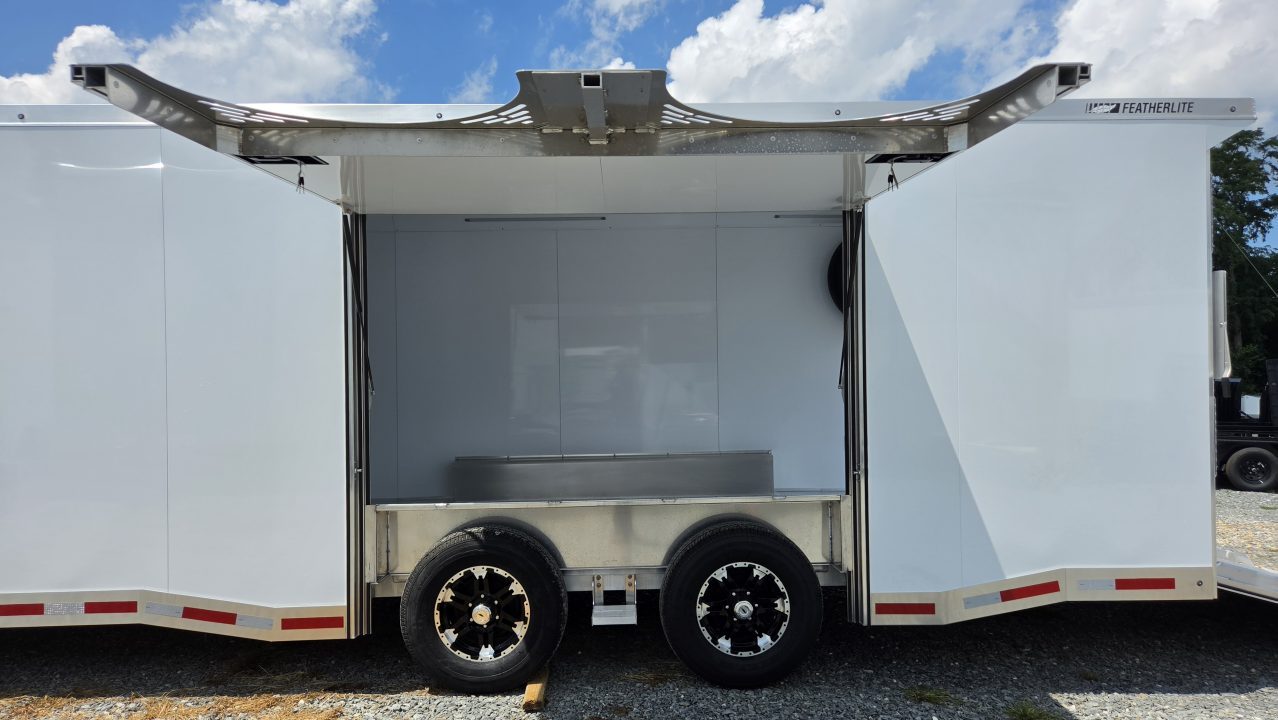New 2026 Featherlite Trailers 4410 8.5X24TA Car / Racing Trailer