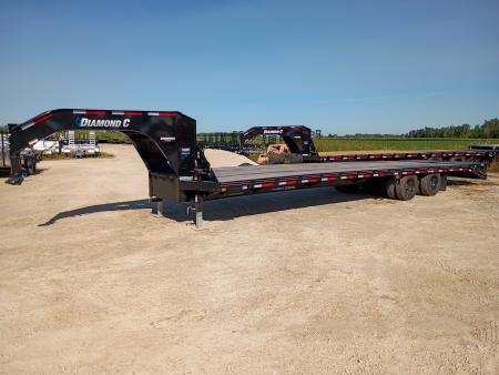 New 2026 Diamond C Trailers FMAX212 MR 35X102
