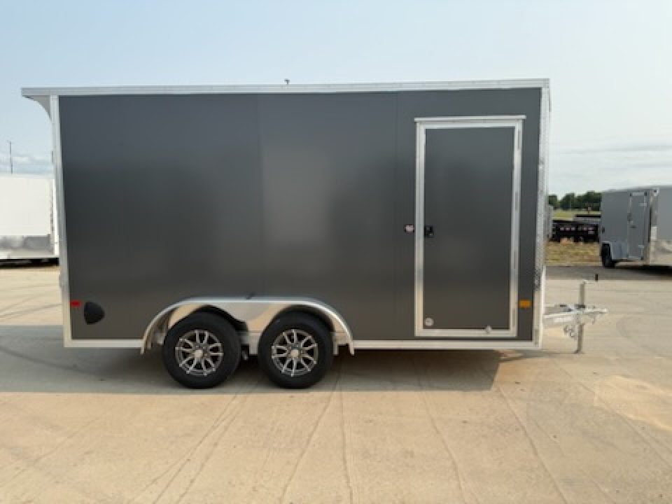 2027 E-Z Hauler photo 5