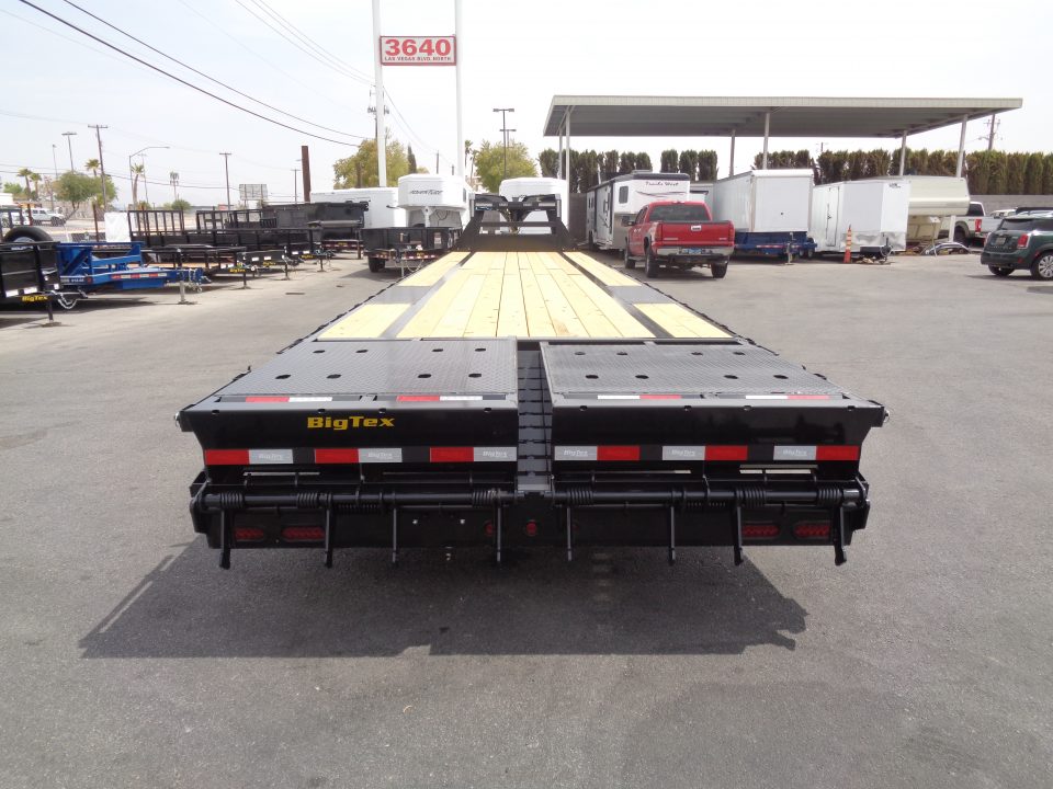 New 2027 Big Tex Trailer * 16GN-40D5A * 40ft Super Duty Single Wheel Tandem Axle Gooseneck Trailer w/ Mega Ramps