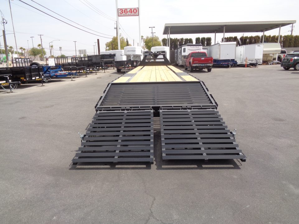 New 2027 Big Tex Trailer * 16GN-40D5A * 40ft Super Duty Single Wheel Tandem Axle Gooseneck Trailer w/ Mega Ramps