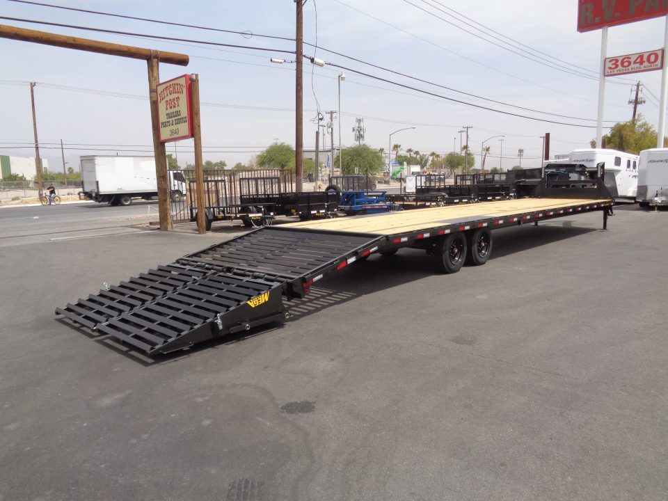 New 2027 Big Tex Trailer * 16GN-40D5A * 40ft Super Duty Single Wheel Tandem Axle Gooseneck Trailer w/ Mega Ramps