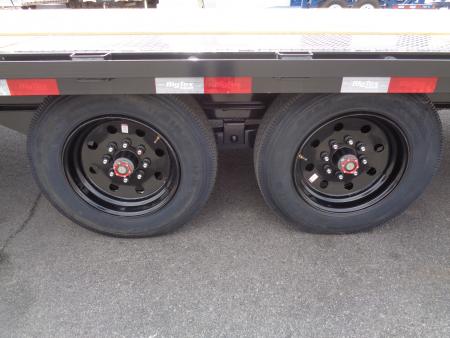 New 2027 Big Tex Trailer * 16GN-40D5A * 40ft Super Duty Single Wheel Tandem Axle Gooseneck Trailer w/ Mega Ramps