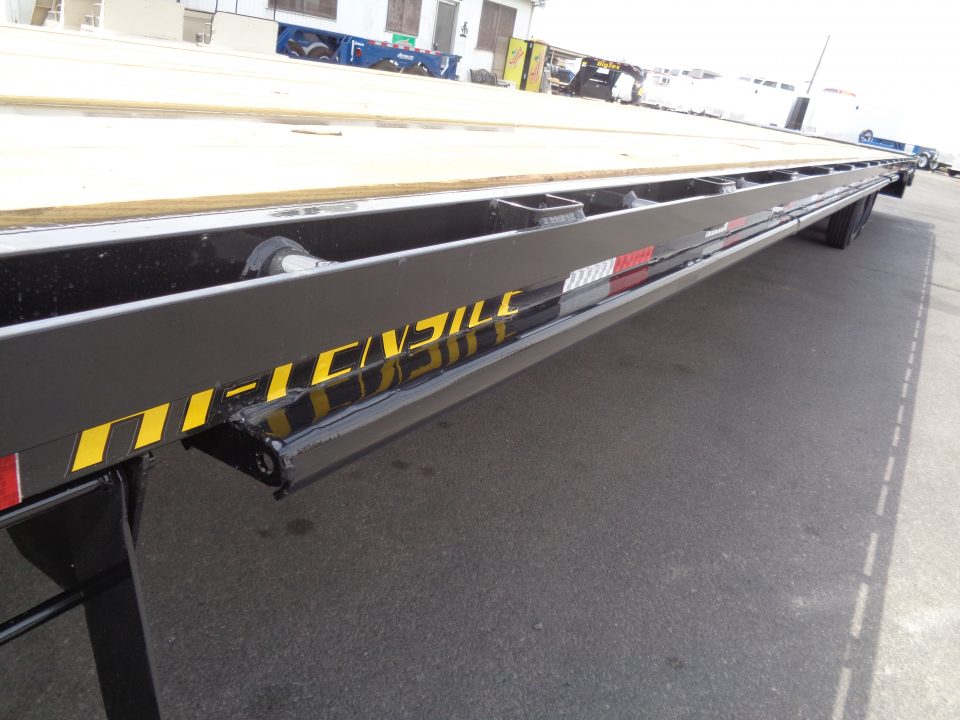 New 2027 Big Tex Trailer * 16GN-40D5A * 40ft Super Duty Single Wheel Tandem Axle Gooseneck Trailer w/ Mega Ramps