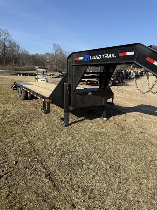 New 2026 Load Trail 102X40 HYD DOVE TAIL HYD JACKS 25900# Deckover Trailer