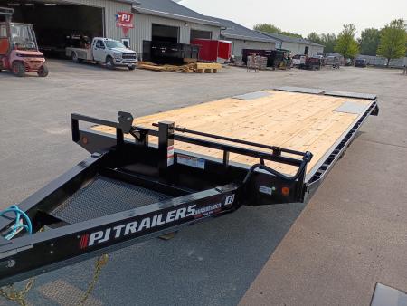 New 2027 PJ Trailers F8242