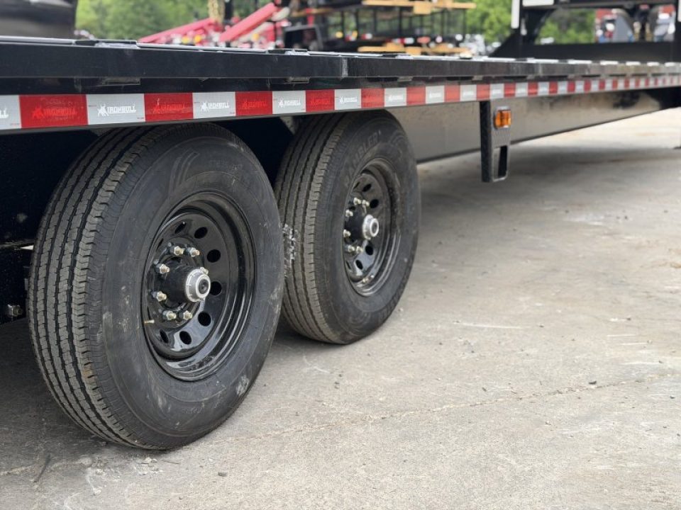 New 2027 Iron Bull FTG Deckover Trailer