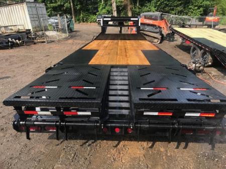New 2024 Iron Bull FDG Deckover Trailer