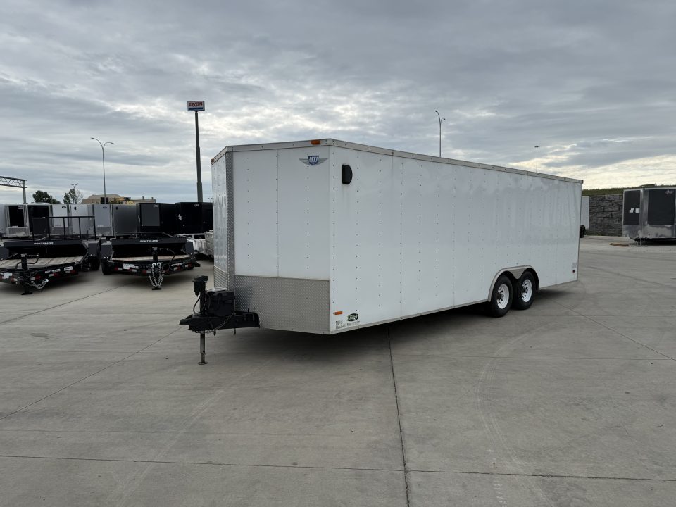 Used USED 2014 RC 8.5x24+2v dovetail enclosed cargo car hauler trailer Rear Ramp Door