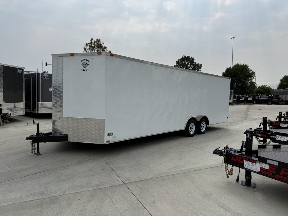 Used 2015 Diamond Cargo 8.5x24 plus 2v Cargo / Enclosed Trailer