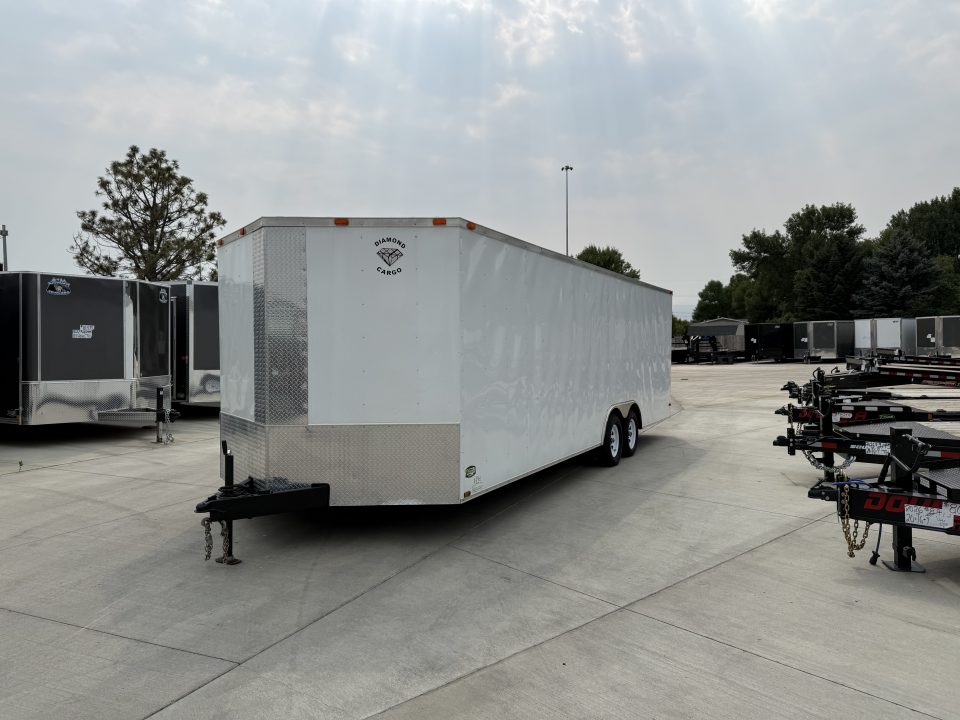 Used 2015 Diamond Cargo 8.5x24 plus 2v Cargo / Enclosed Trailer
