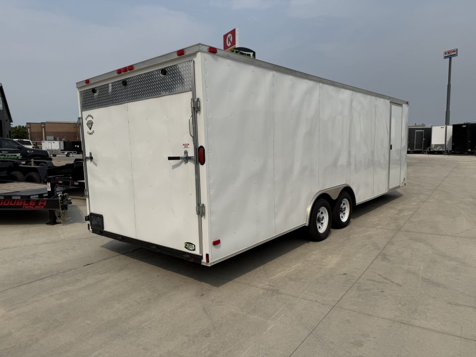 Used 2015 Diamond Cargo 8.5x24 plus 2v Cargo / Enclosed Trailer