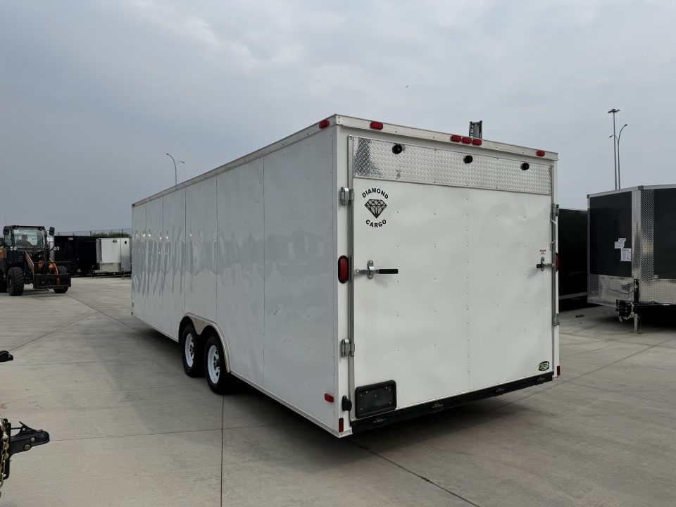 Used 2015 Diamond Cargo 8.5x24 plus 2v Cargo / Enclosed Trailer