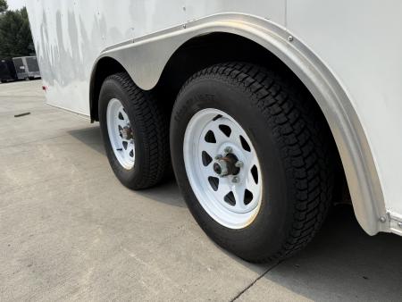 Used 2015 Diamond Cargo 8.5x24 plus 2v Cargo / Enclosed Trailer