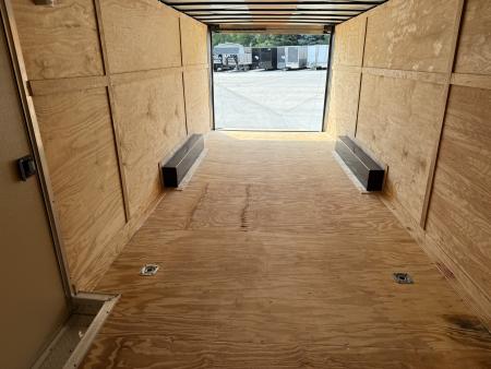 Used 2015 Diamond Cargo 8.5x24 plus 2v Cargo / Enclosed Trailer