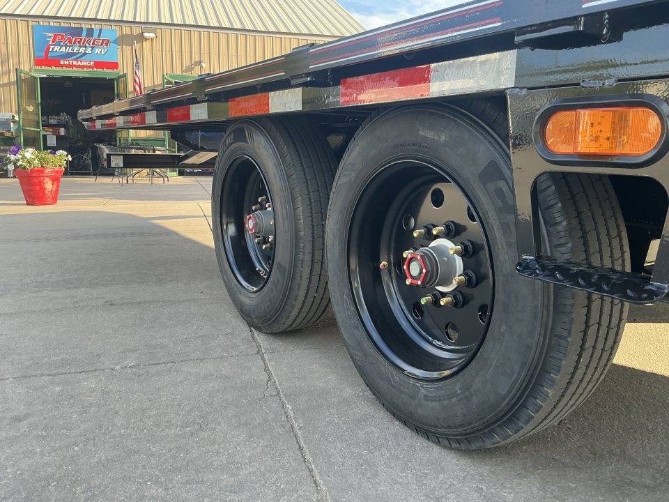 New 2027 Diamond C Trailers DET208L 24X102 Flatbed Trailer