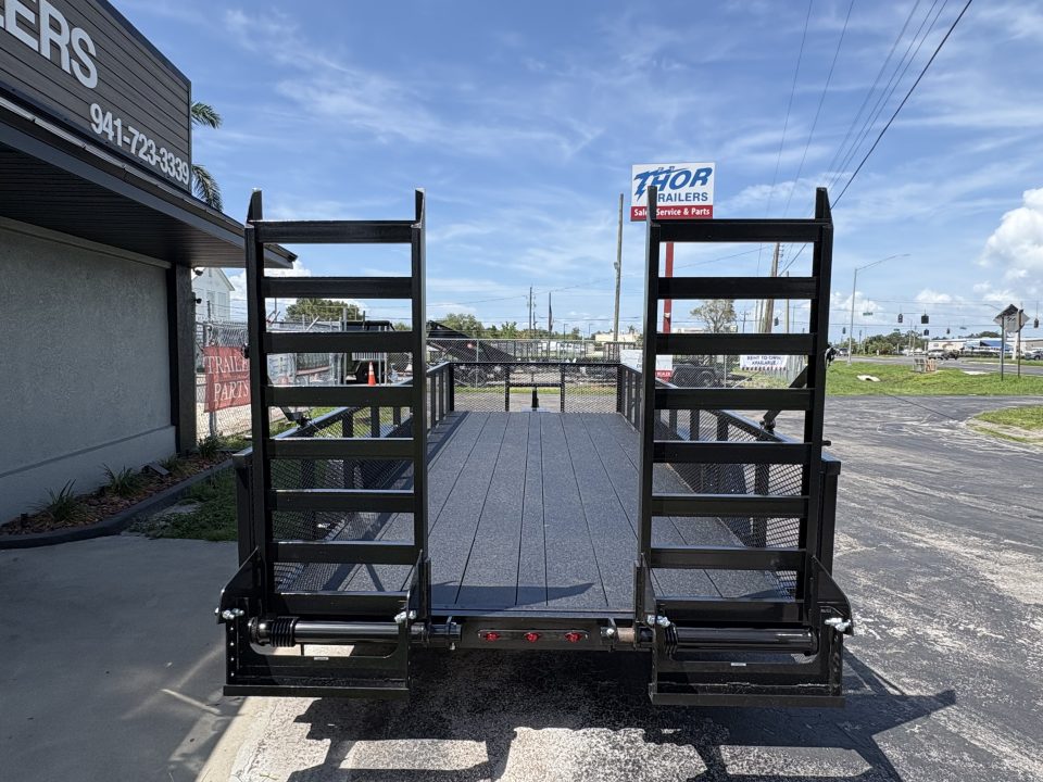2026 Covered Wagon photo 5