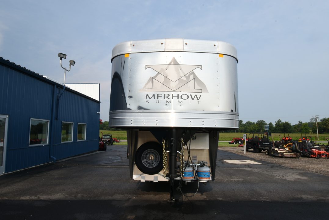 New 2027 Merhow Trailers 7309 Horse Trailer