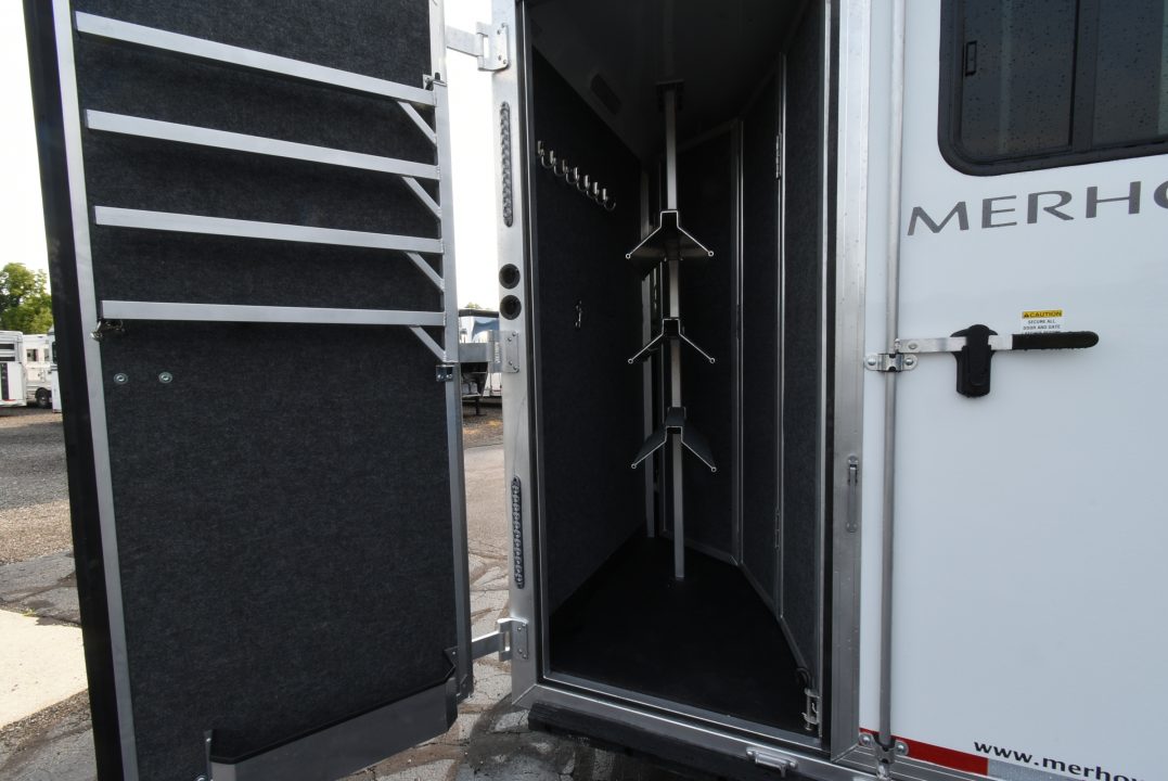 New 2027 Merhow Trailers 7309 Horse Trailer