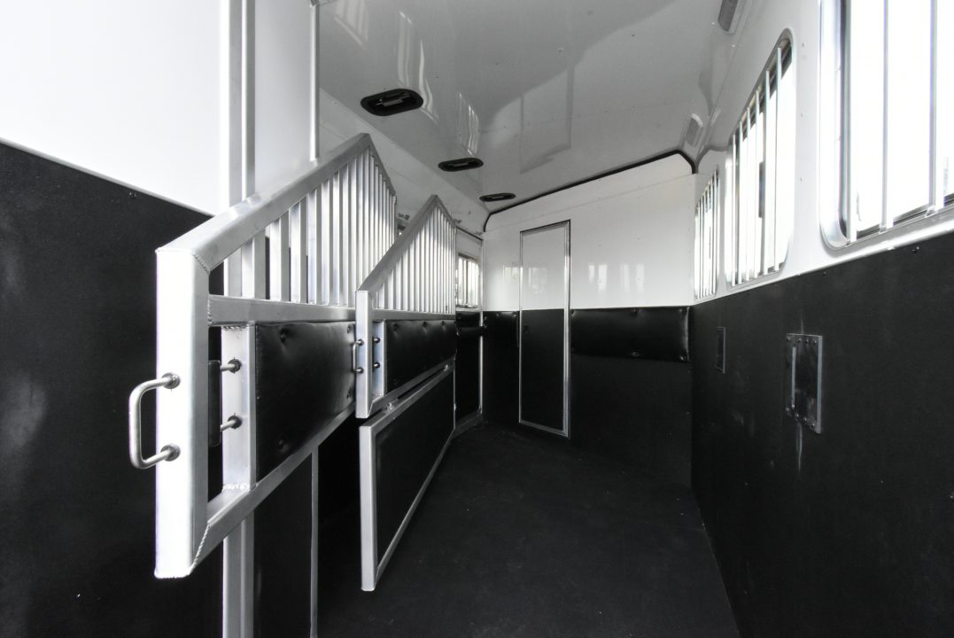 New 2027 Merhow Trailers 7309 Horse Trailer