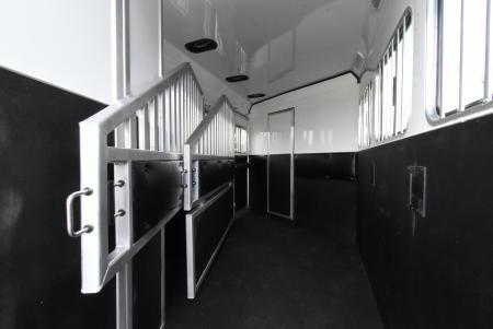 New 2027 Merhow Trailers 7309 Horse Trailer