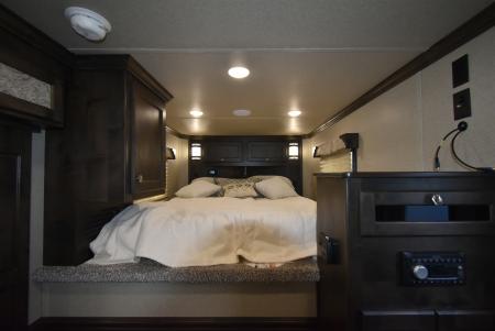 New 2027 Merhow Trailers 7309 Horse Trailer