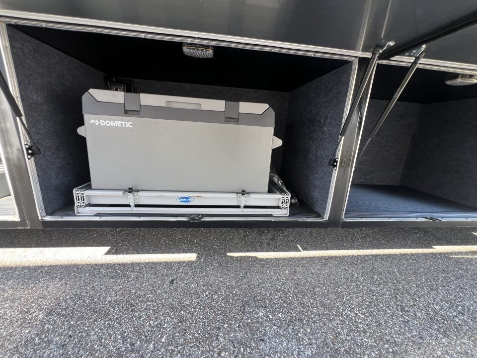Used 2018 Showhauler 45' Motorcoach