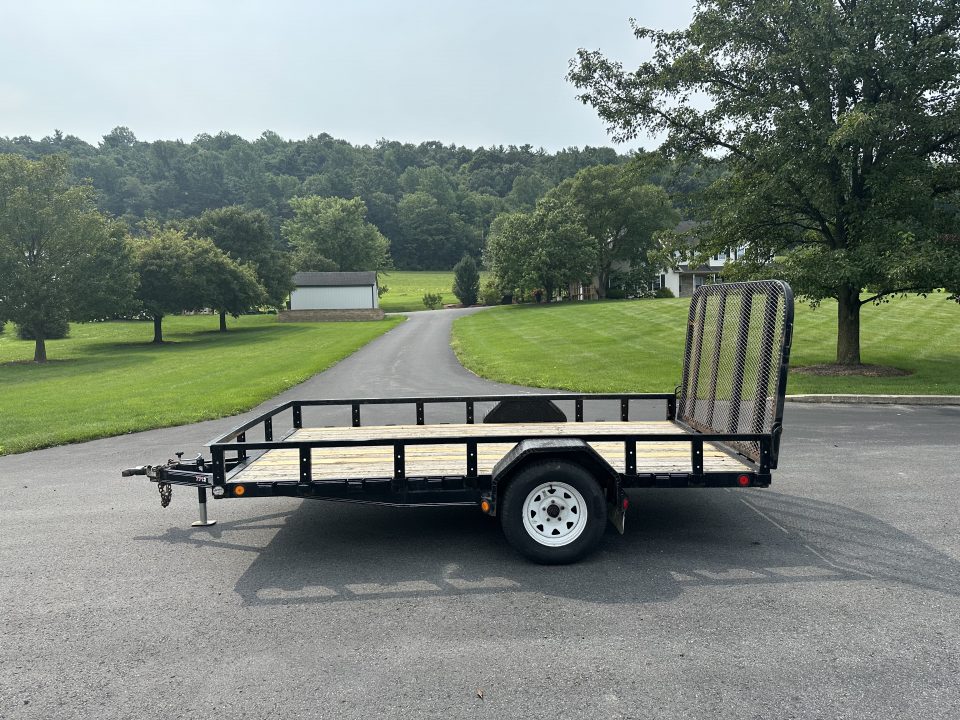 Used 2017 PJ Trailers U7 12' Utility Trailer