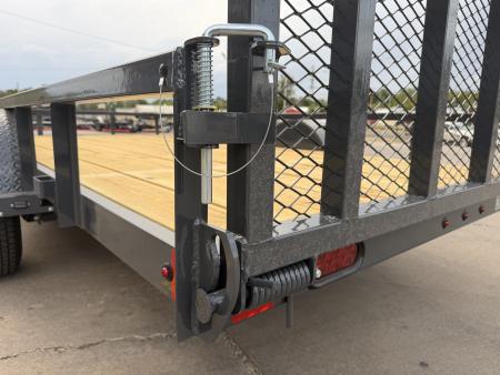 New #158647 2027 LAMAR UC 14 X 77 SINGLE AXLE SQUARE TUBE TOP 3K UTILITY W/ REAR RAMP GATE