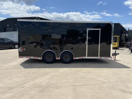 New United UXT-8.5X20 Cargo Enclosed Trailer