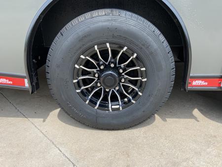 New United Trailers UXT-8.5X16 Contractor